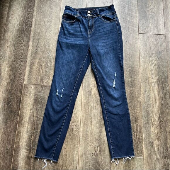 Cello High Rise Skinny Jeans Frayed Hem Lightly Distressed Size 9 Dark Blue - Picture 11 of 11